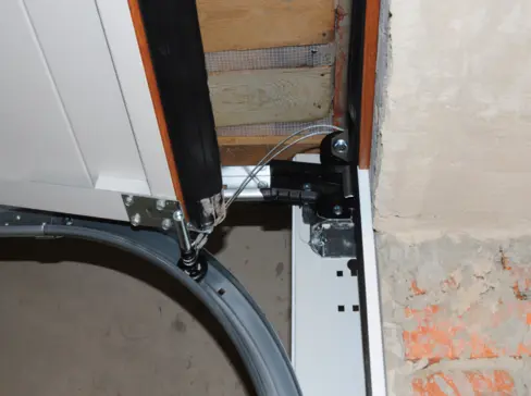 Garage door cable replacement